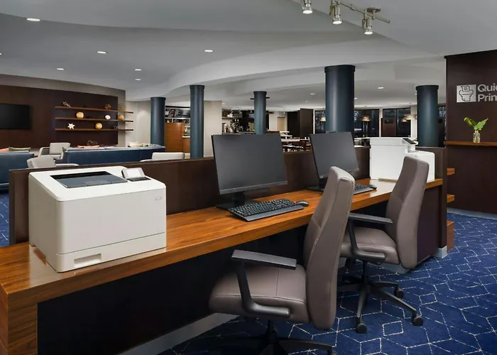 Courtyard By Marriott Potomac Mills Woodbridge Hotel