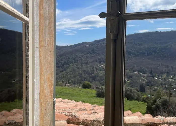 Le Bar-sur-Loup Hotels