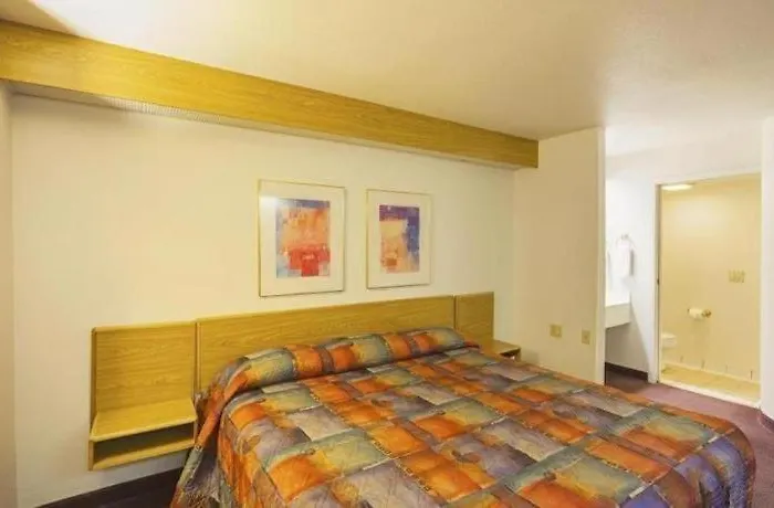 Markle Hotels