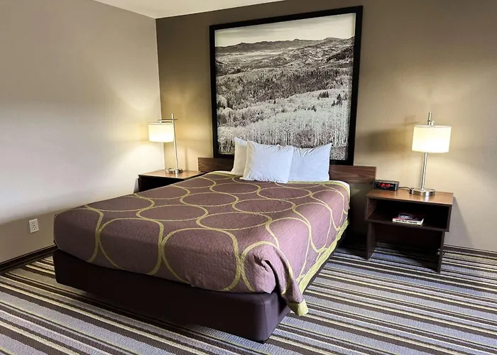 Super 8 By Wyndham Durango Motel