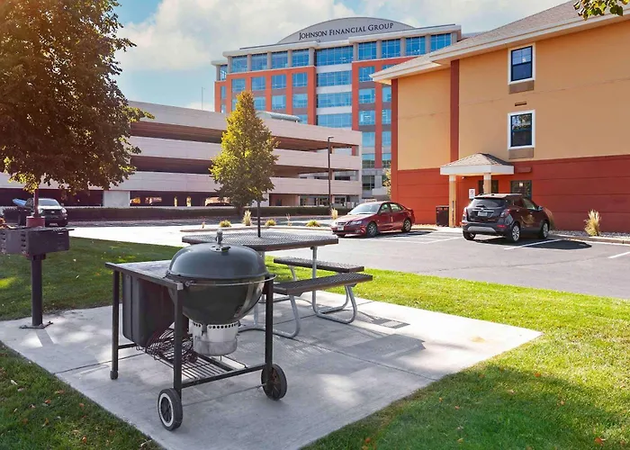 Extended Stay America Suites - Madison - Junction Court Middleton