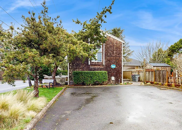 Beaches Inn | Sand Dune Townhouse Cannon Beach