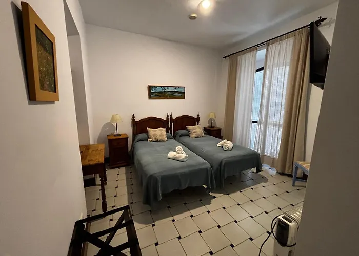 Hoteles en El Pedroso