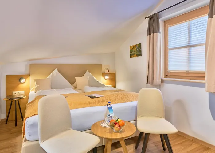 Wander und Aktiv Hotel Rösslwirt