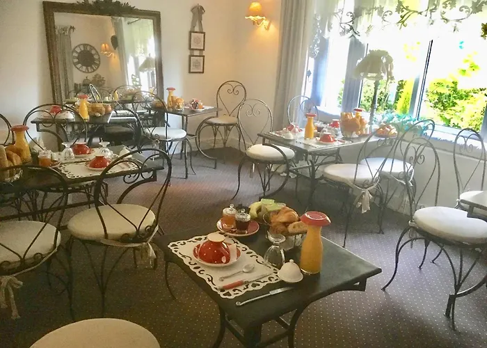Lisieux 3 Star Hotels