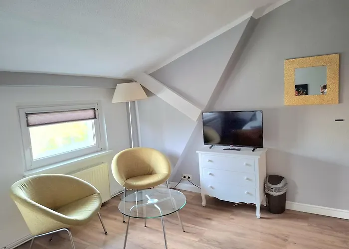 Haltestelle - Private Zimmervermietung Röbel Müritz