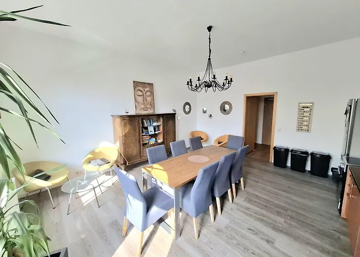 Haltestelle - Private Zimmervermietung Röbel Müritz