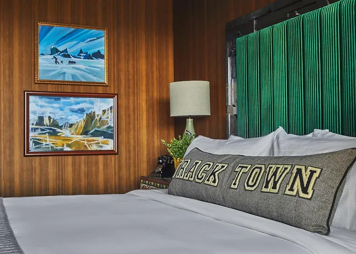 Eugene Hotels