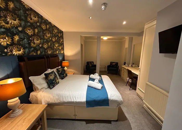 Moffat Hotels
