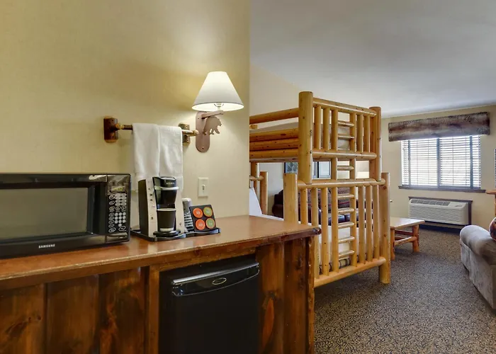 Stoney Creek Hotel St. Joseph