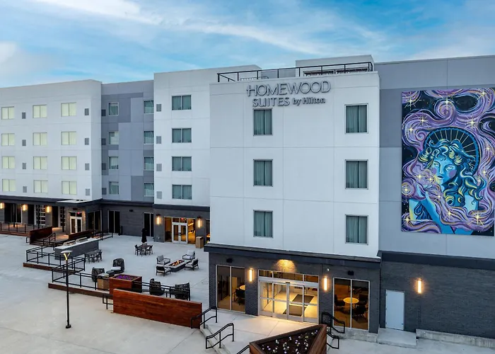 Newport Hotels