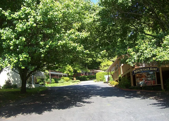 Mountain Aire Cottages, Inn, & Glamping