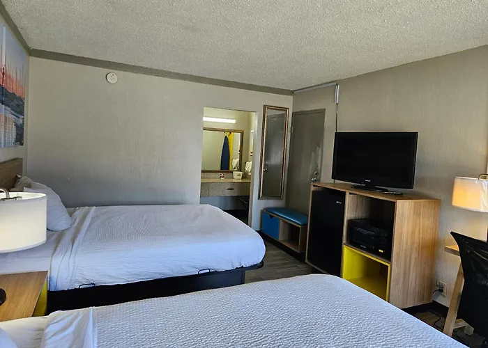Days Inn By Wyndham Washington