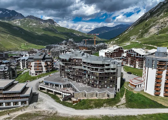Villard-sur-Doron Hotels