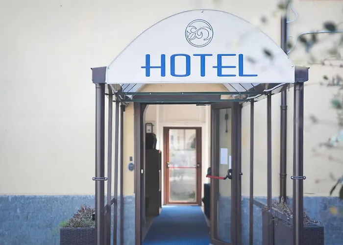 La Boheme Hotel