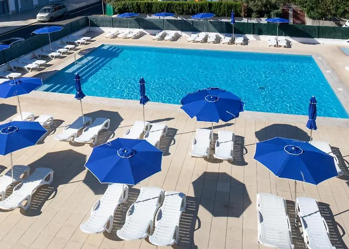 Nautilus Hotel