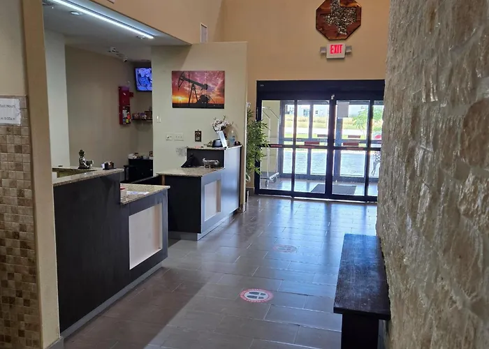 Karnes City Lodge