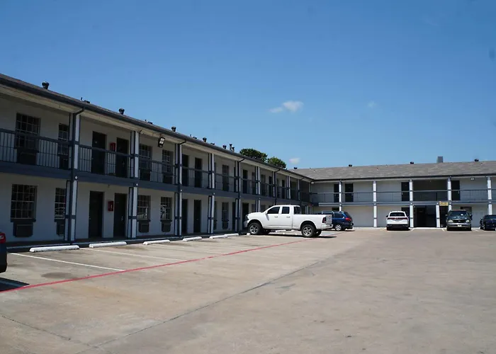 Sherman Inn