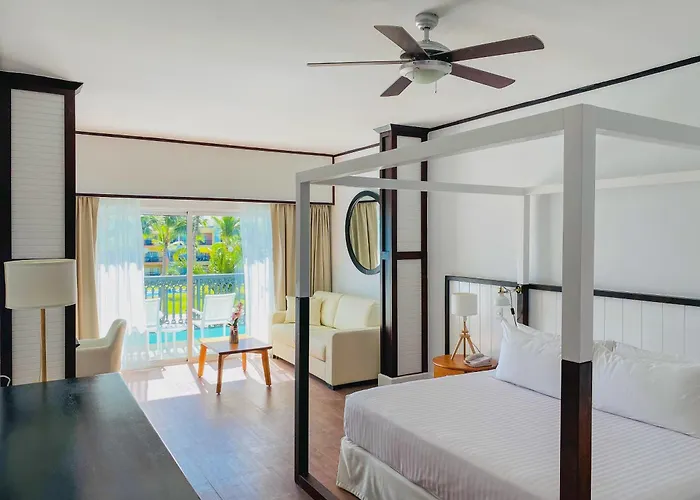 Ocean Blue & Sand Beach Resort