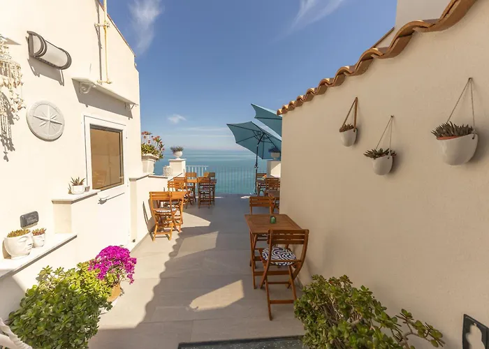 Casanova Rooms And Apartment To Rent
