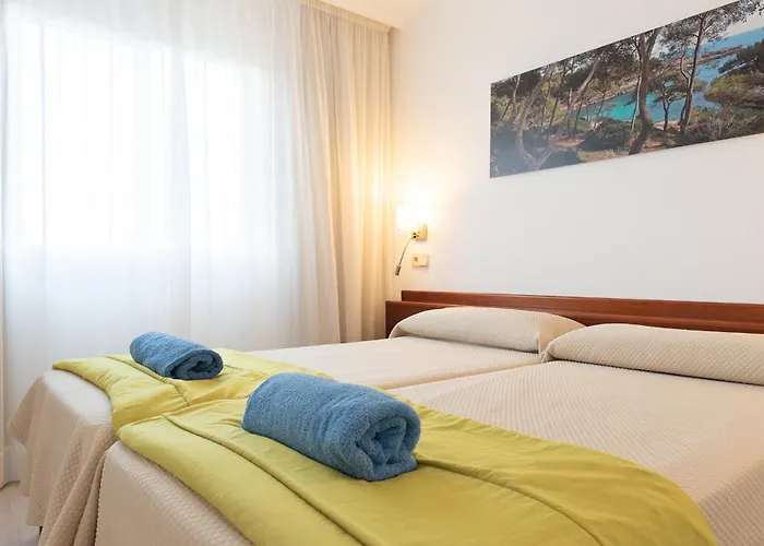 Aparthotel Ciudad Laurel Cala Millor 