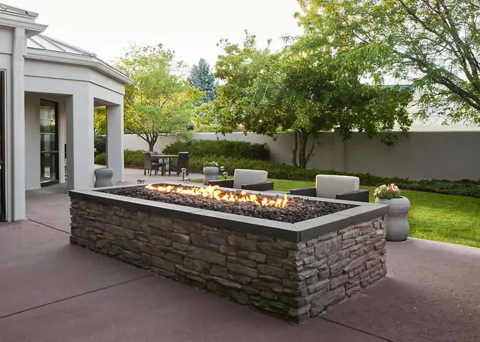 Courtyard Boulder Longmont Hotel