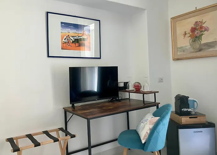 Villa Striano Capri - Guest House - Rooms Garden&Art