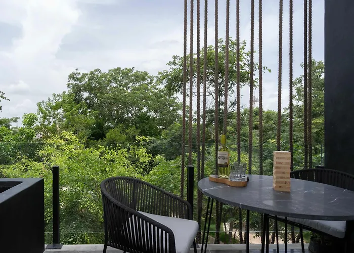 Iik Tulum 301