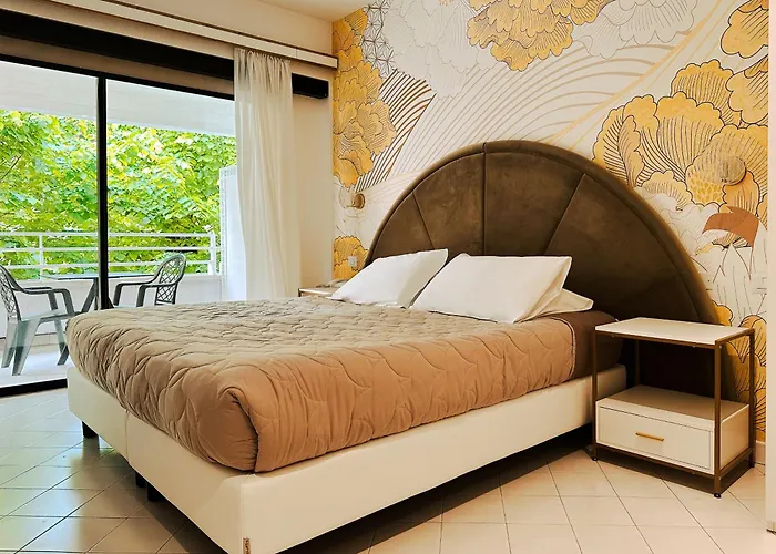 Hotel President - Vintage Hotel in centro Riccione