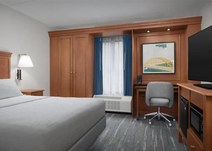 Hampton Inn Pittsburgh Greentree Crafton