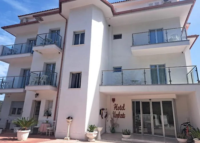 Hotels in Ricadi