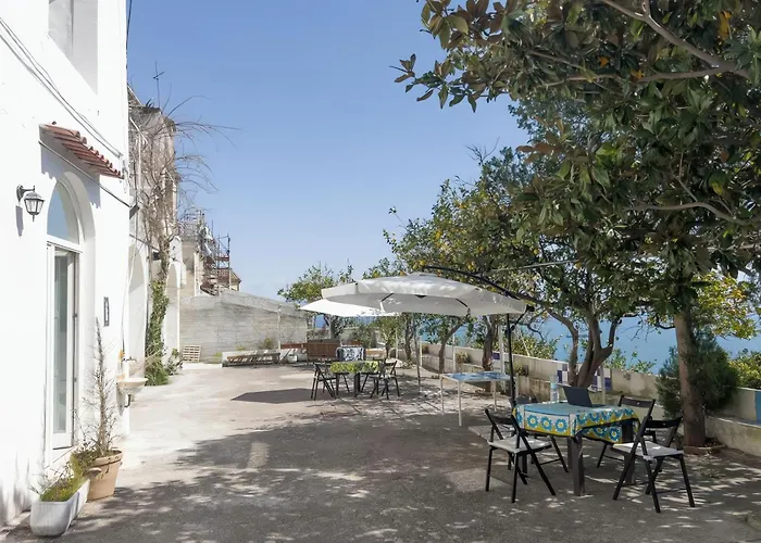 Casa Nina- Camere Con Vista Mare E Terrazza A Raito, Costiera Amalfitana Vietri