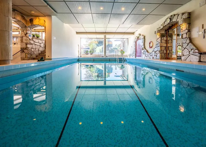 Parkhotel Wallgau 4 Sterne Superior Alpenjuwel mit Spa Genuss, Golf&Wellness in der Karwendel-Region Tradition trifft Eleganz im stilvollen Rückzugsort
