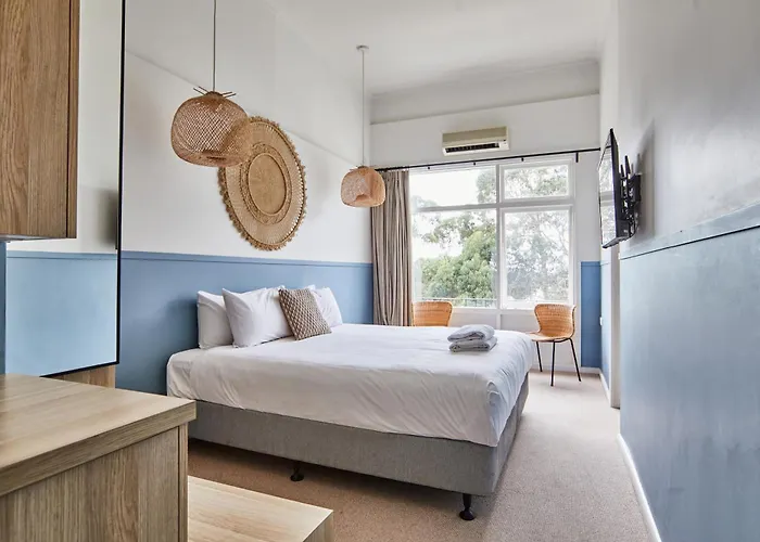 Hotels in Lorne