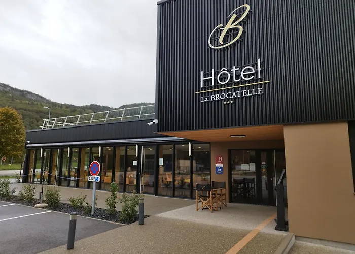 Hôtel Restaurant AKENA Molinges - La Brocatelle