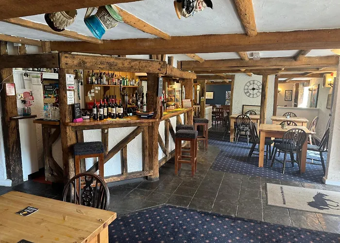 Dursley Hotels