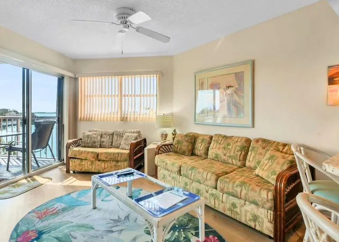 Sunrise Resort By Liberte' St. Pete Beach