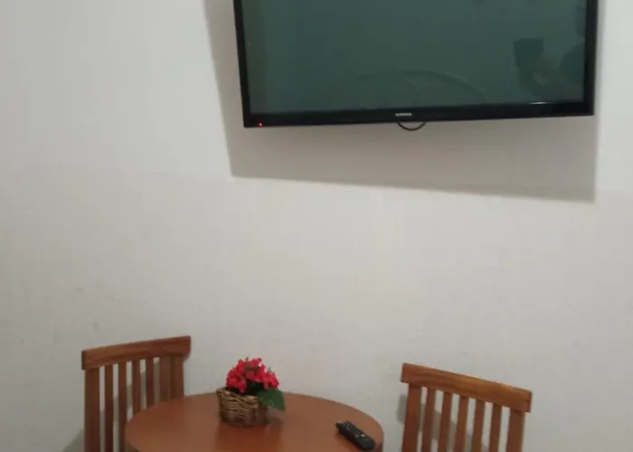 Hotel Jf Pirassununga