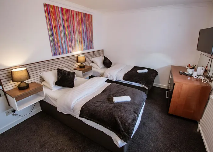 Kinross Hotels