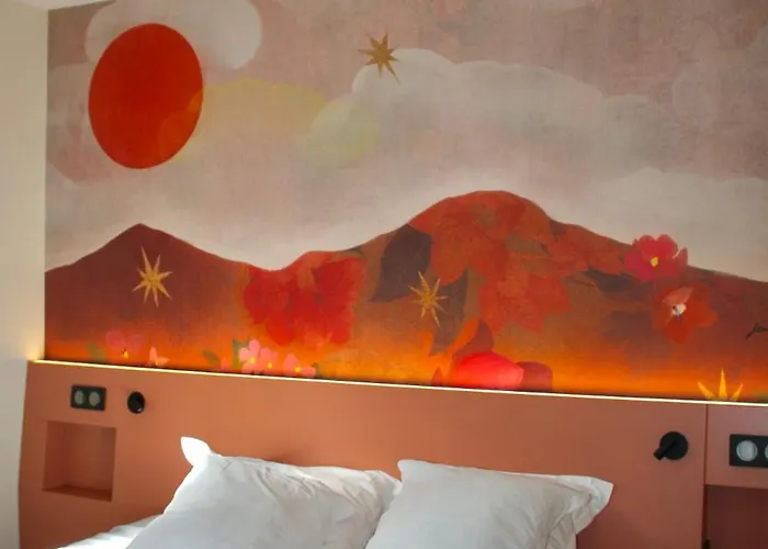Autoire Hotels