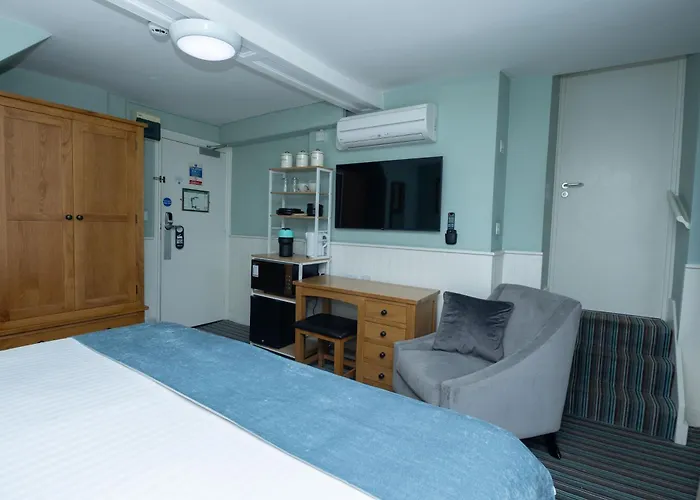 Hotels in Deal