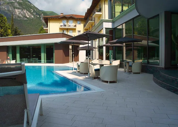 Villa Nicolli Romantic Spa Resort - Adults Only Riva del Garda