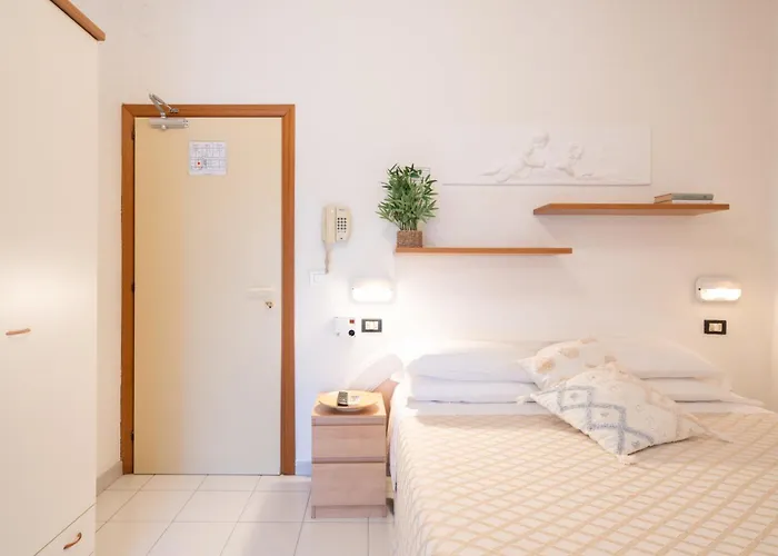 Hotel Continental Cattolica