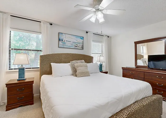 Seas The Day Apartment St. Simons Island