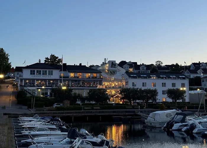 Asgardstrand Hotels