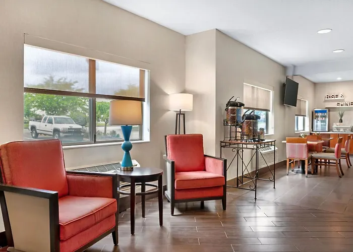 Comfort Inn & Suites North Greenfield