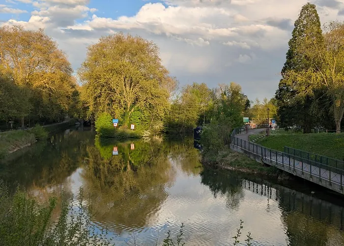 péniche chambre d'hôtes Dole