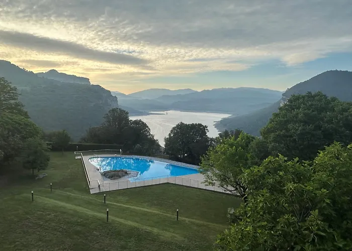 Parador de Vic-Sau Tavernoles