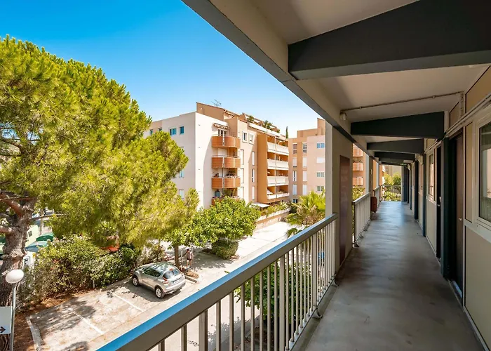 B&B HOTEL Hyères