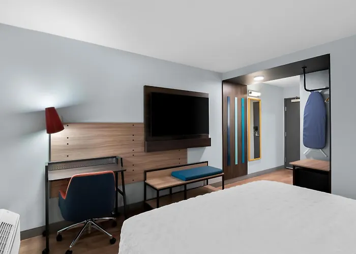 Wauseon Hotels